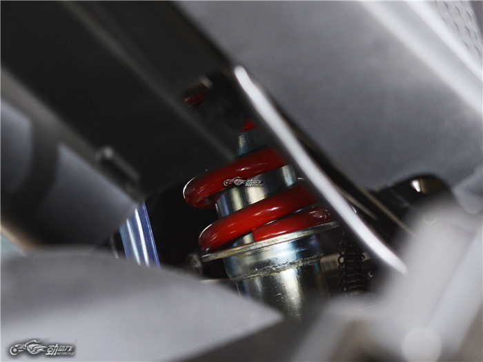 能下赛道运动轿车,力帆kp150mini赛道版