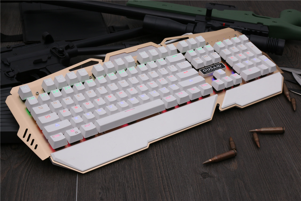 叉烧球岂容错失,FIFAONLINA3新引擎单刀球技巧探讨