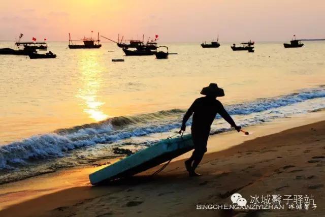 醉享三亚波波利海岸夕阳下的渔光曲
