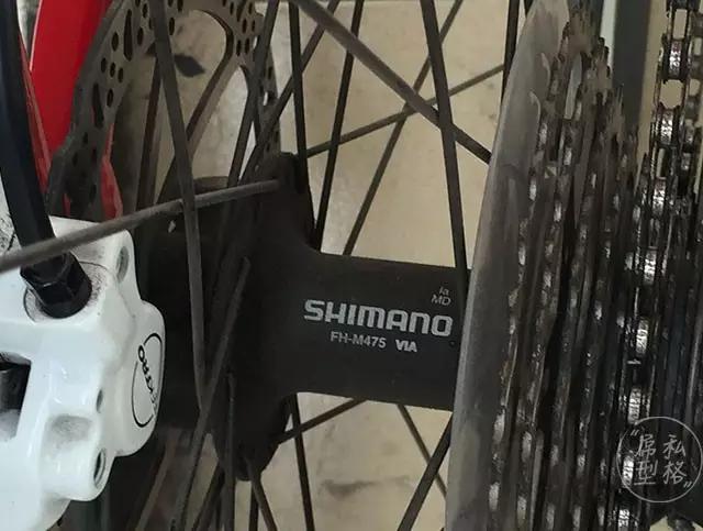 爱骑单车的男生,男生骑单车姿势超帅