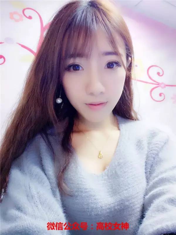 深圳大学女神颜灵兰，七朵组合的高颜值妹子，怎么火不起来？