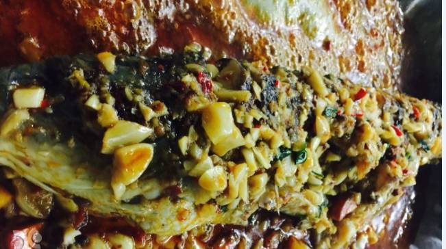 火爆排队的烤鱼,火爆排队的烤鱼小店