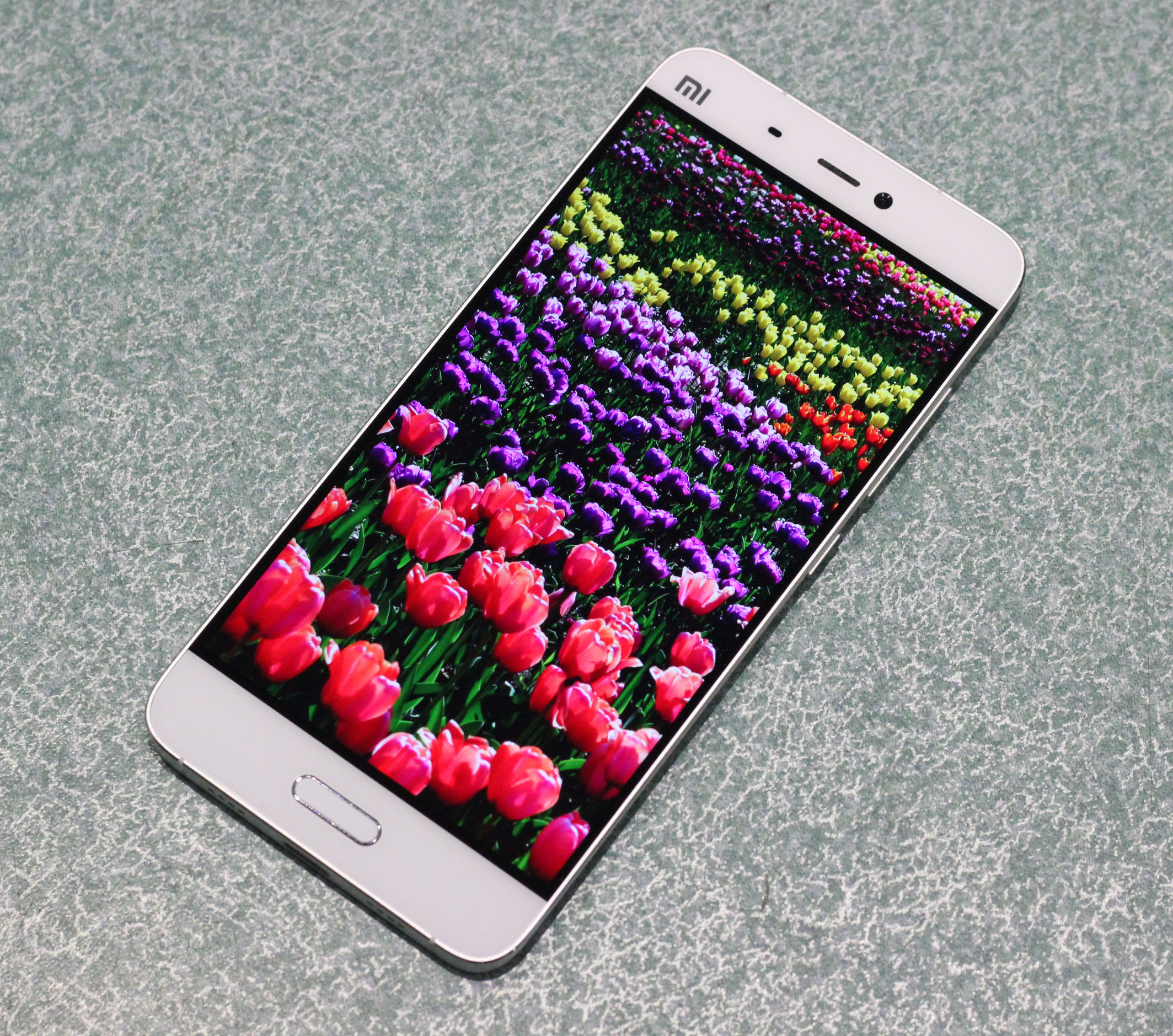 小米5阳光屏,小米5色彩浓艳