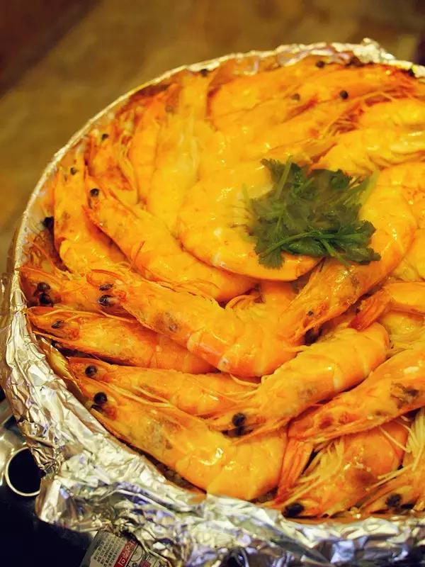 思密达最爱的“奖忠洞猪蹄”现身西湖道‼