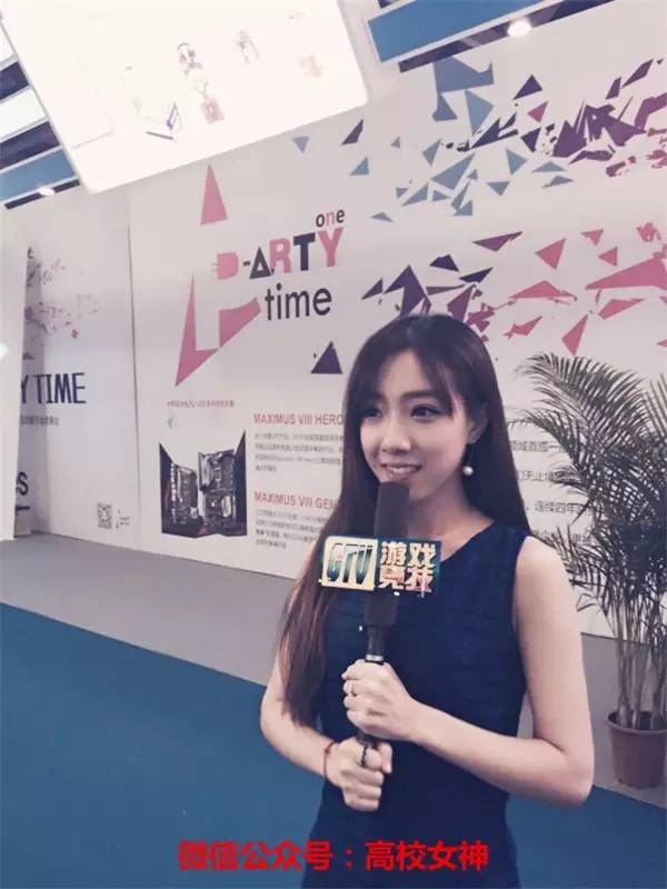 深圳大学女神颜灵兰，七朵组合的高颜值妹子，怎么火不起来？