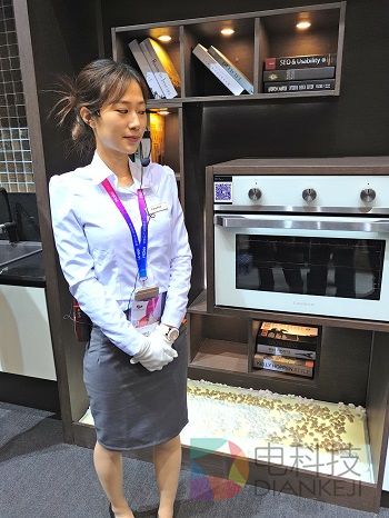 妹子多过车展所有AWE你想看的都在这里