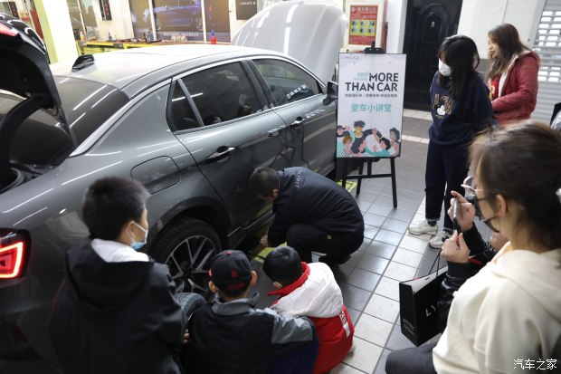 天津Co客领地轩领会奇趣潮玩勇攀高峰