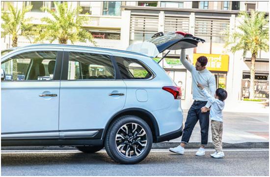 奶爸的正确姿势和方法,奶爸的正确手法视频