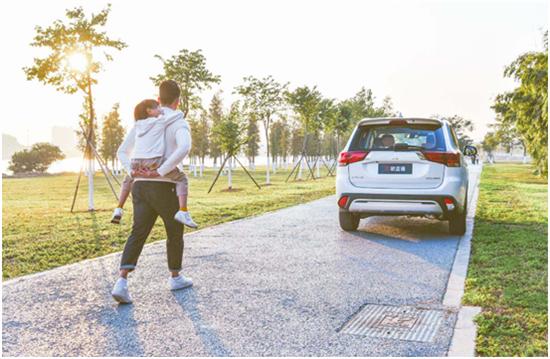 奶爸的正确姿势和方法,奶爸的正确手法视频