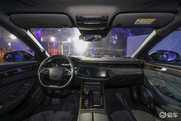 24款奕炫max赛道版套件,奕炫max各版本对比