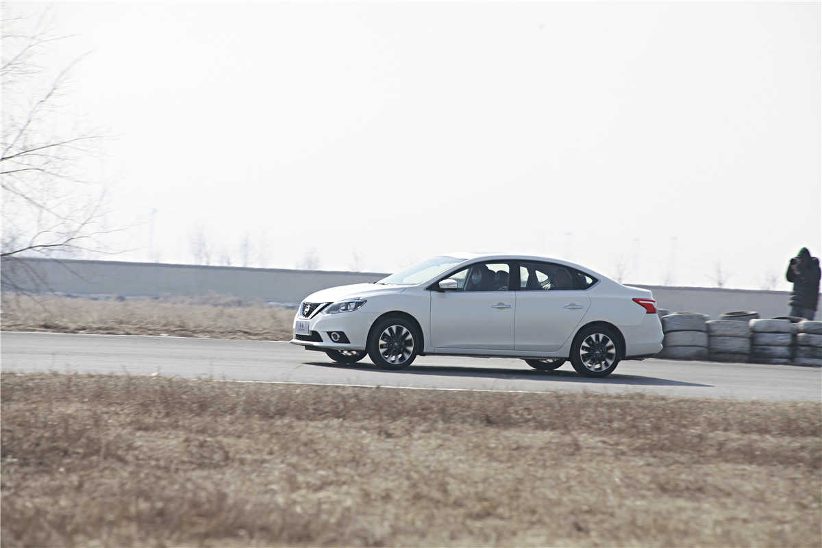 东风日产轩逸cvt尊享版,最新款东风日产轩逸尊享版