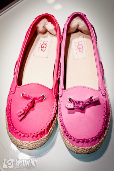 有折扣丨没买新包新鞋新衣服的，都奔这儿去了！