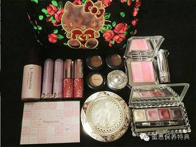 网红化妆包高级感大容量,日本网红平价化妆品牌排行榜