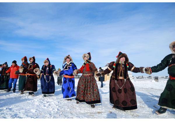 牧马少年歌曲完整版,牧马少年草原