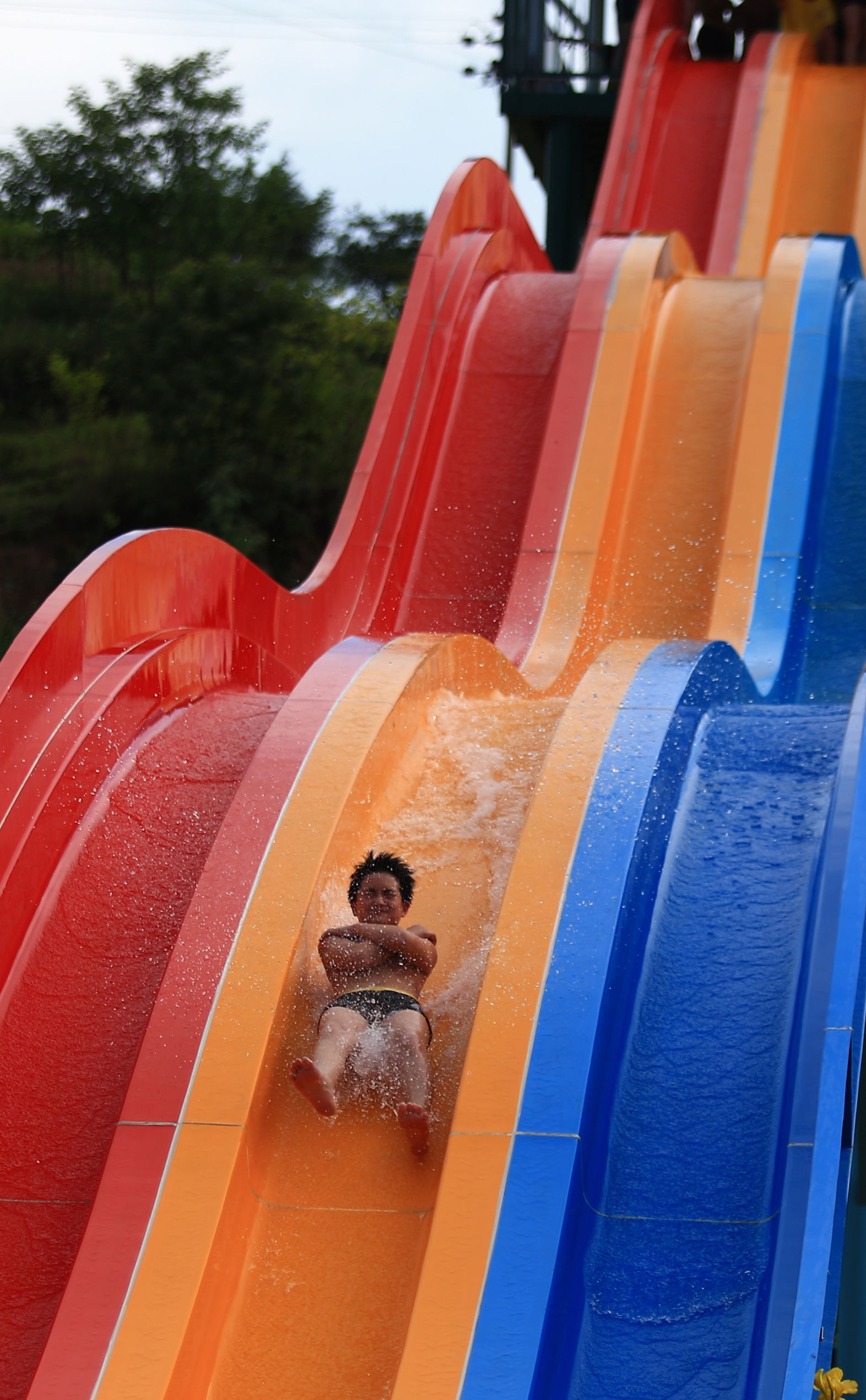 水上乐园夏日清爽视频,水上乐园清凉一夏全场畅玩