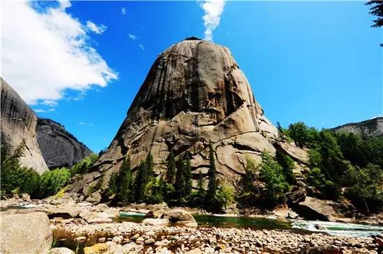 多彩阿勒泰哈巴河,多彩新疆阿勒泰禾木村