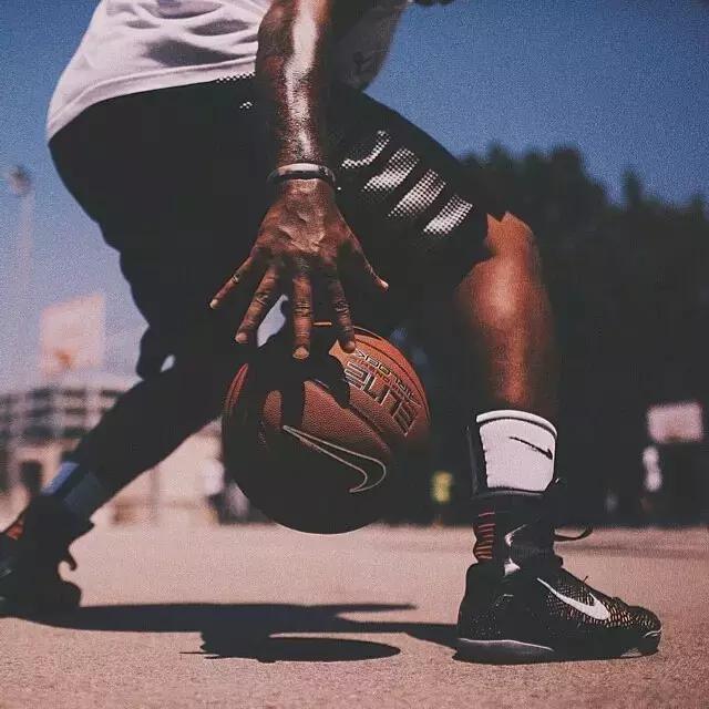 虚晃突破如何不走步,虚晃一下再上篮算走步吗