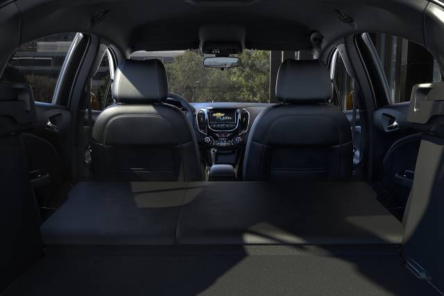 科鲁兹和思域比赛,23款科鲁兹和思域