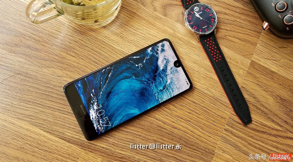 夏普aquos2新款,夏普aquosr2是什么手机