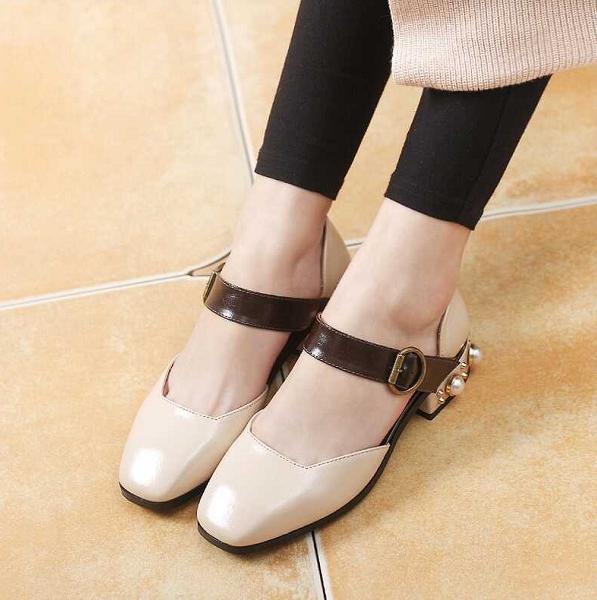 小白鞋烂大街了该穿什么鞋,超平价百搭又增高的玛丽珍鞋合集