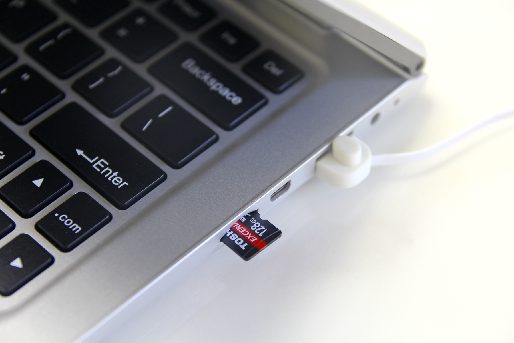 东芝内存卡哪款最快,东芝tf卡速度评测