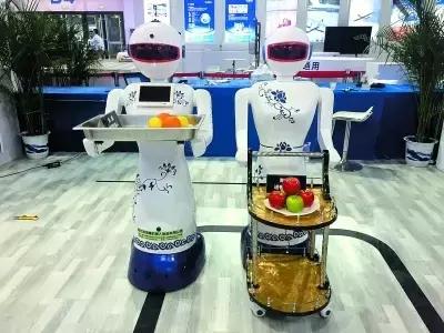 会钓鱼的机器人,能画画的智能机器人