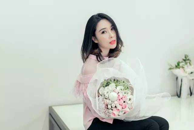 这家三位女掌门人的花店，席卷了成都时尚圈和文艺圈