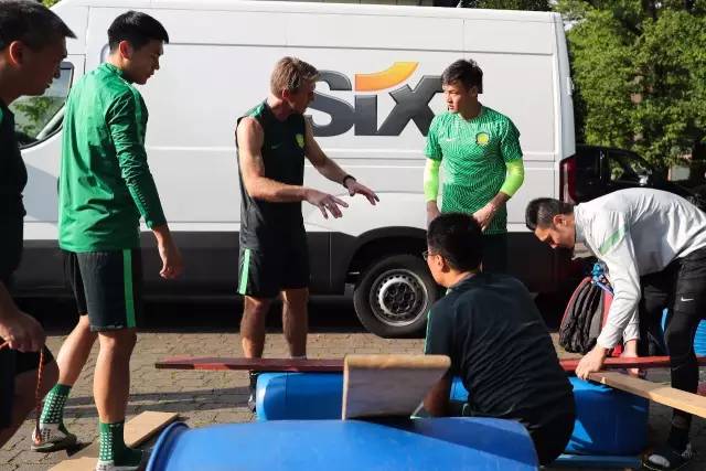 海外拉练日记(二):自制皮划艇大赛high翻全队附海量图集