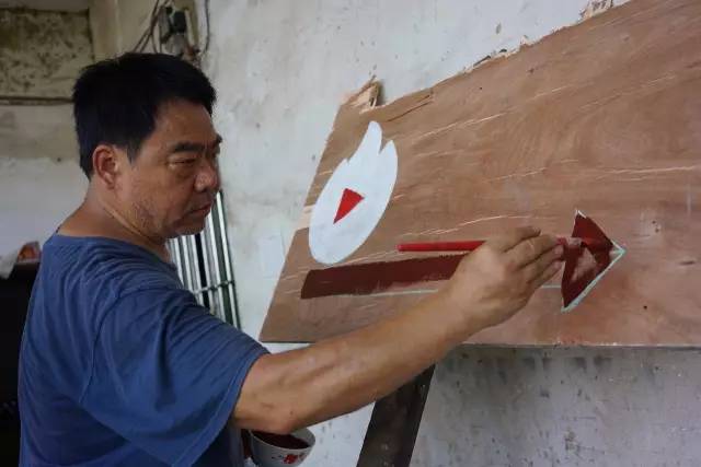 火山小视频为何要去村里办一场互联网史上最土的发布会?