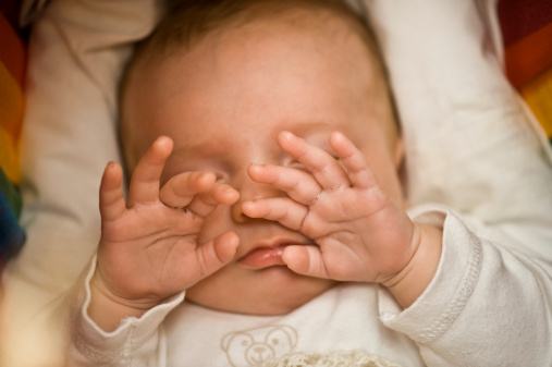 宝宝脾气大不爱吃饭怎么调理,孕期不爱吃东西孩子会挑食吗