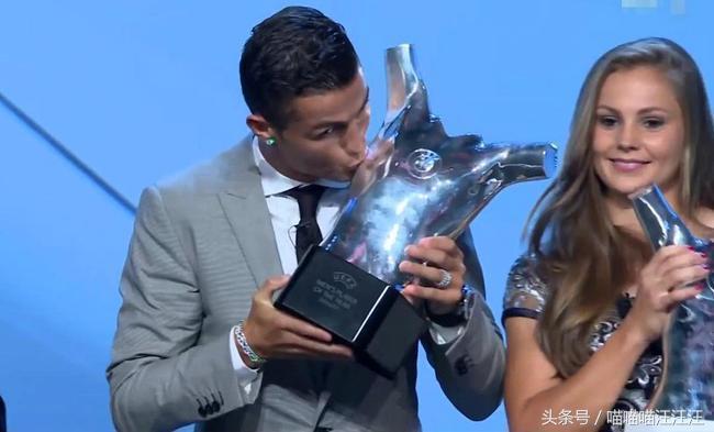 C罗获欧洲最佳球员！成足球获奖专业户创纪录！