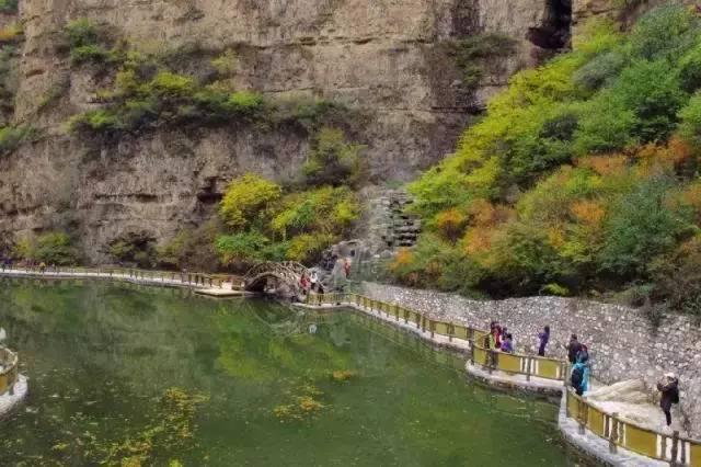 只是去个公园,却翻了几座山!