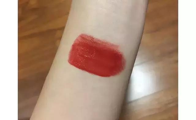 今年最热门的口红是哪几款,2016最火口红品牌