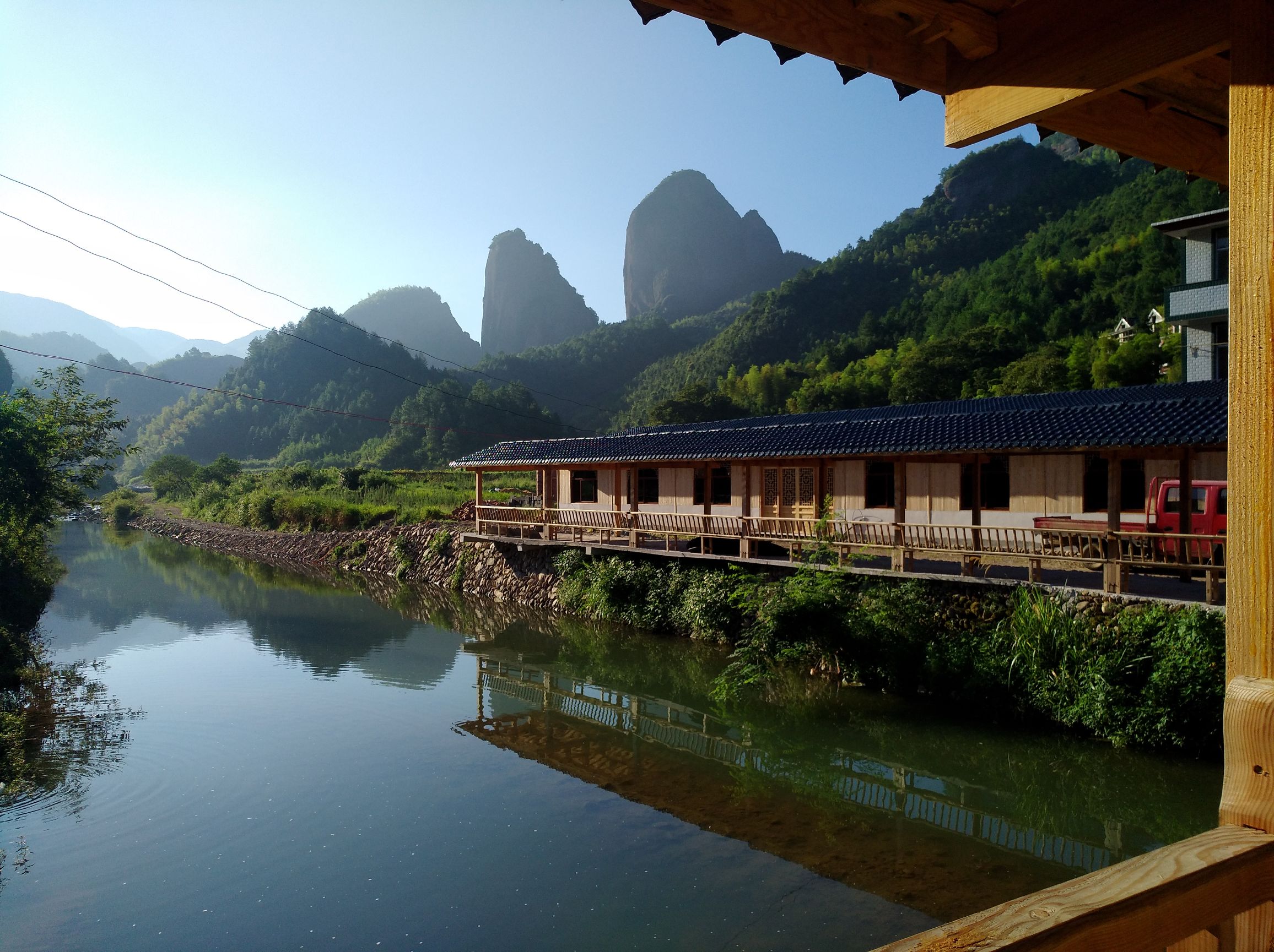 情人谷里有情人吗,情人谷相遇