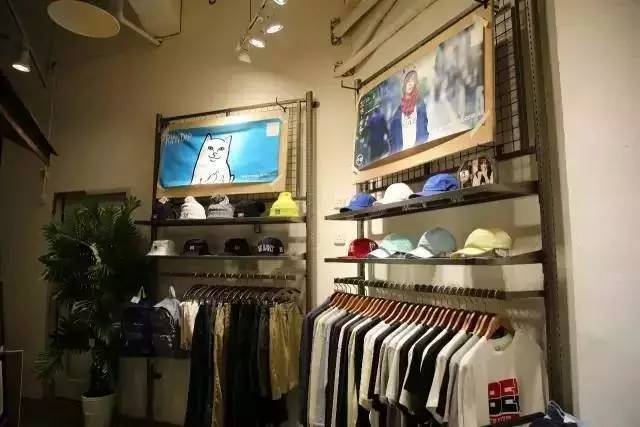 七夕福利|你穿这么潮,就来Supreme逛逛吧