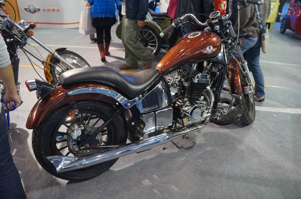 国产太子巡航摩托大地鹰王350与奔达390你会怎么选