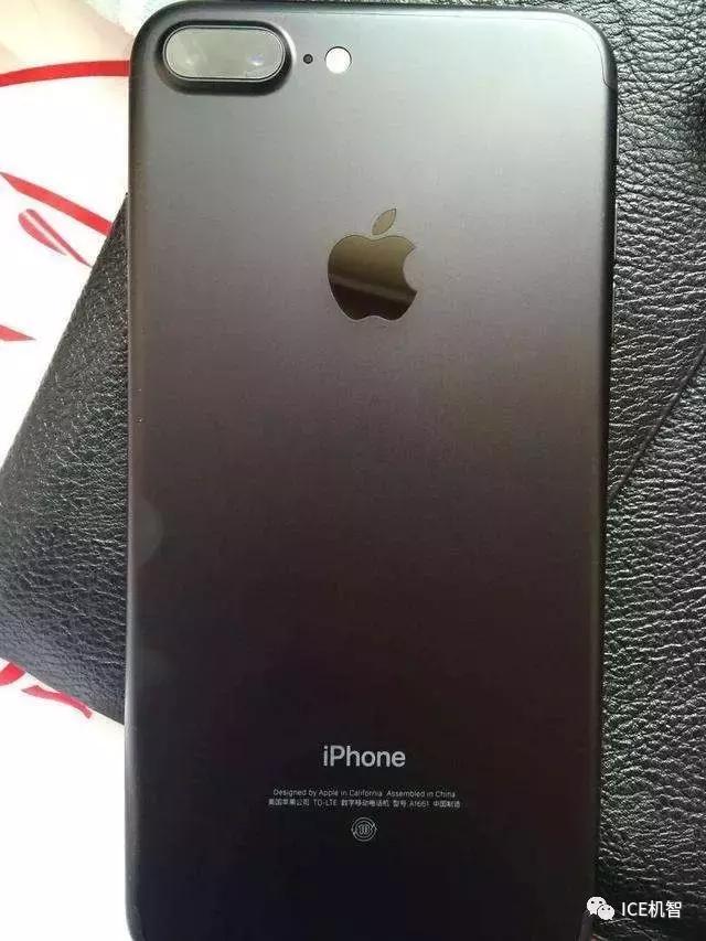 2017年和2018年发布的iphone8,iphone8上市的时候多少钱