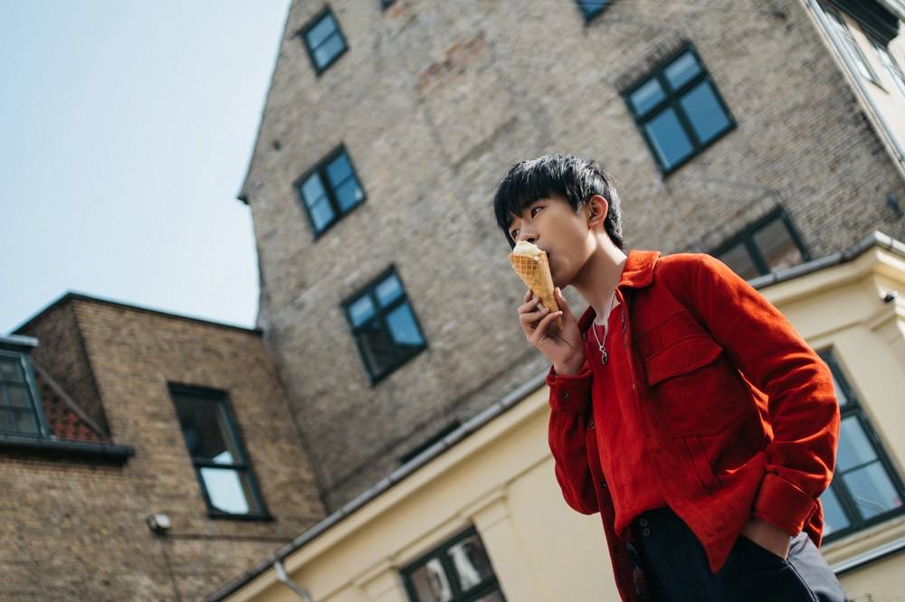 梨涡易烊千玺,梨涡少年易烊千玺