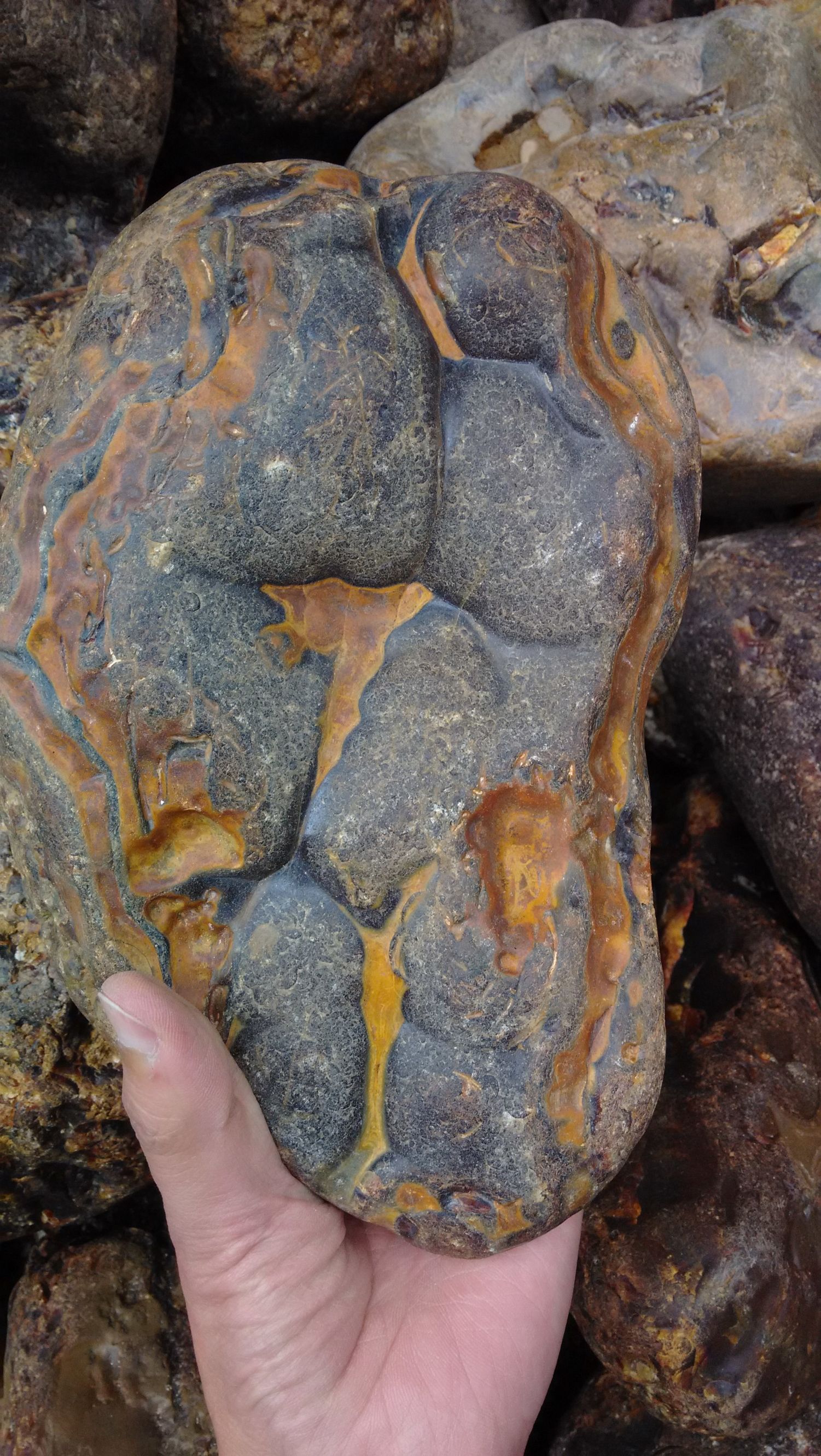 冰彩玛瑙手镯,马料高冰透玛瑙手镯