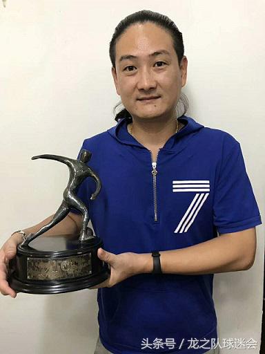 球迷故事：足球收藏家郑守约——历时18年收藏两万种门票