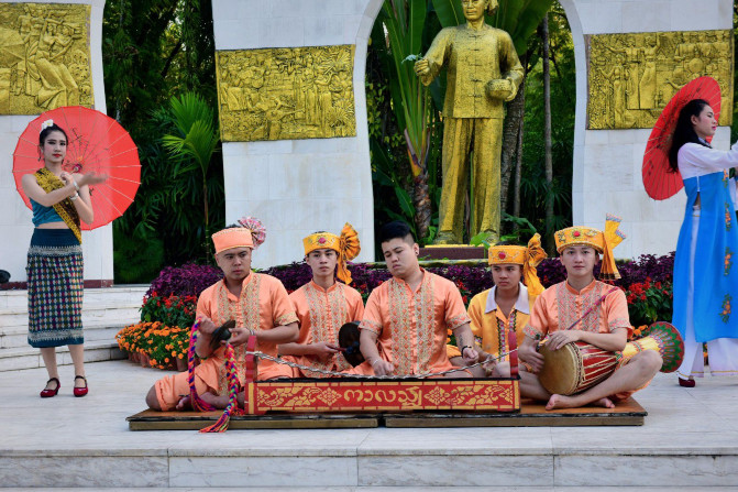 去西双版纳旅游吃住行攻略,去西双版纳旅行自由行攻略