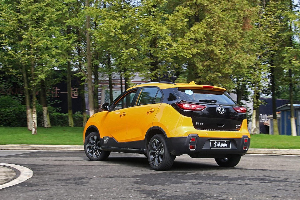 东风风神小型suvax4,东风风神AX4评测