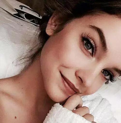 睫毛怎么刷最自然好看,超有用的涂睫毛小窍门