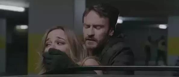 成年人的爱情有浪漫吗,成年人的爱情是怎么开始的