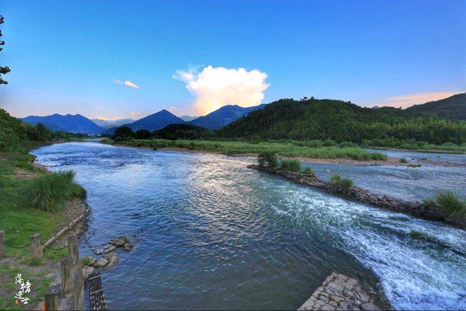 鍙ゅ牥鐢讳埂涔℃剚,鍙ゅ牥鐢讳埂鑹烘湳灏忛晣