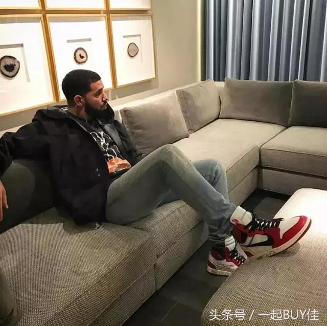 这应该是今年最重磅的联名球鞋！绝对没有之一！