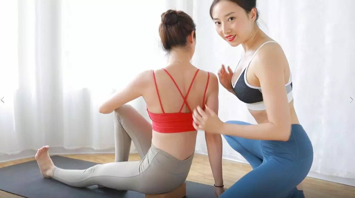 胸下垂松软怎样让胸部变饱满挺拔,胸部下垂怎么调整从此告别小胸女