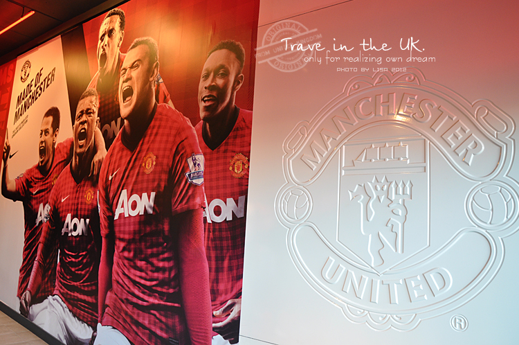 曼彻斯特老特拉福德球场英文,曼彻斯特老特拉福德球场航拍