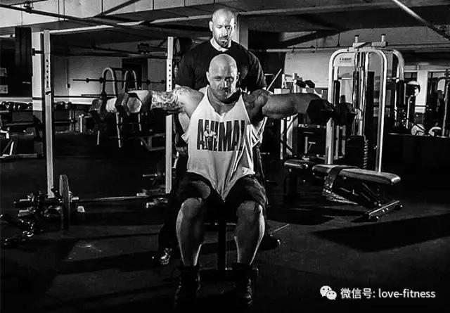 斜方肌过肩,练过肩拉伸斜方肌