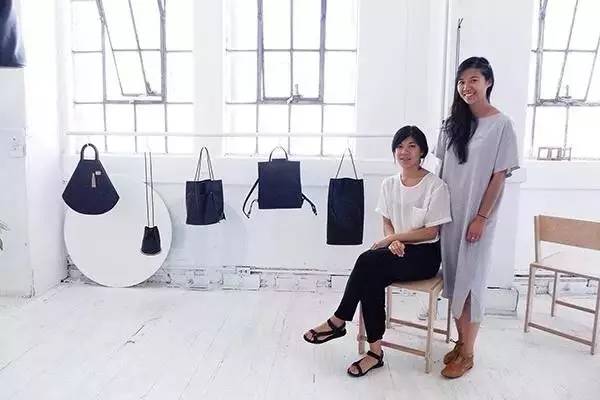 双肩包种草视频,双肩包种草好看能装不贵